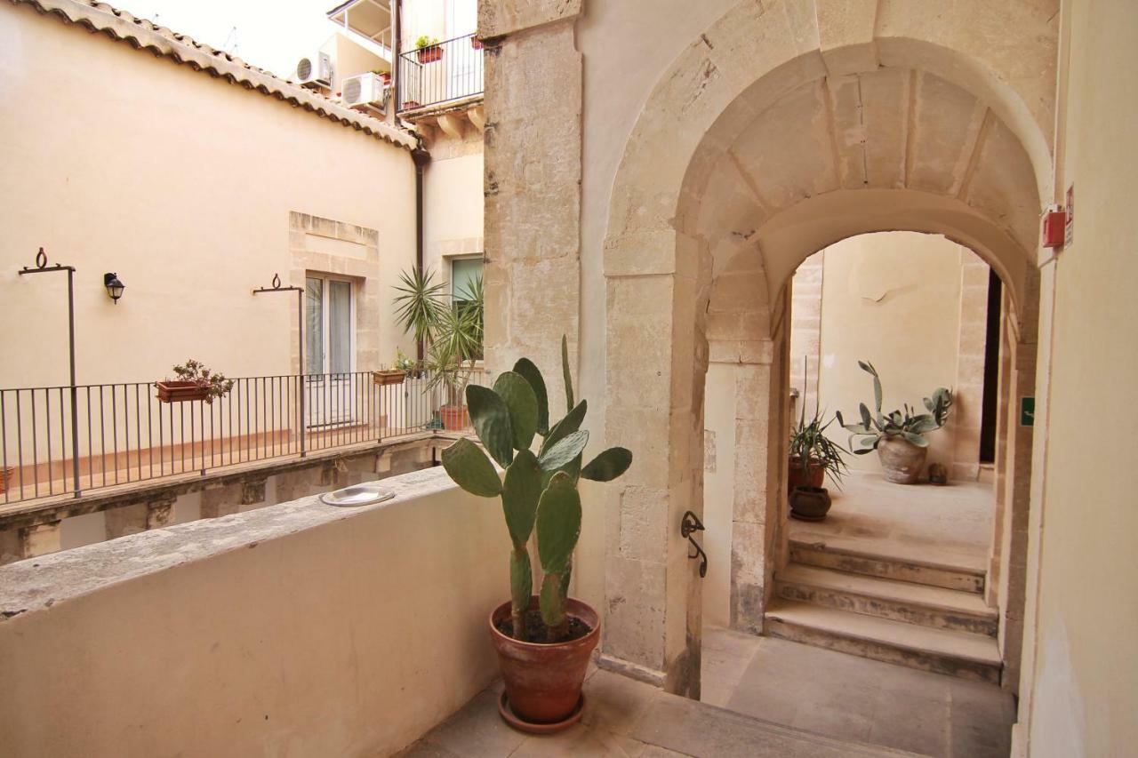 Incantevole Appartamento In Palazzo Storico Ortigia 锡拉库扎 外观 照片