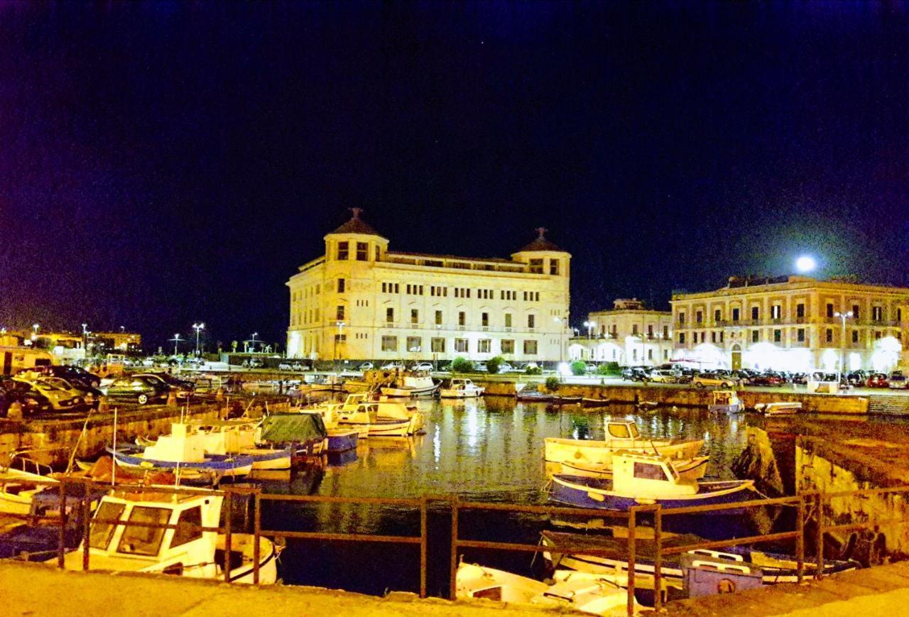 Incantevole Appartamento In Palazzo Storico Ortigia 锡拉库扎 外观 照片
